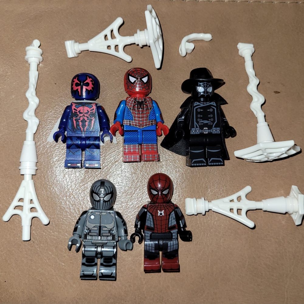 Spider-Themed Action Figures Set